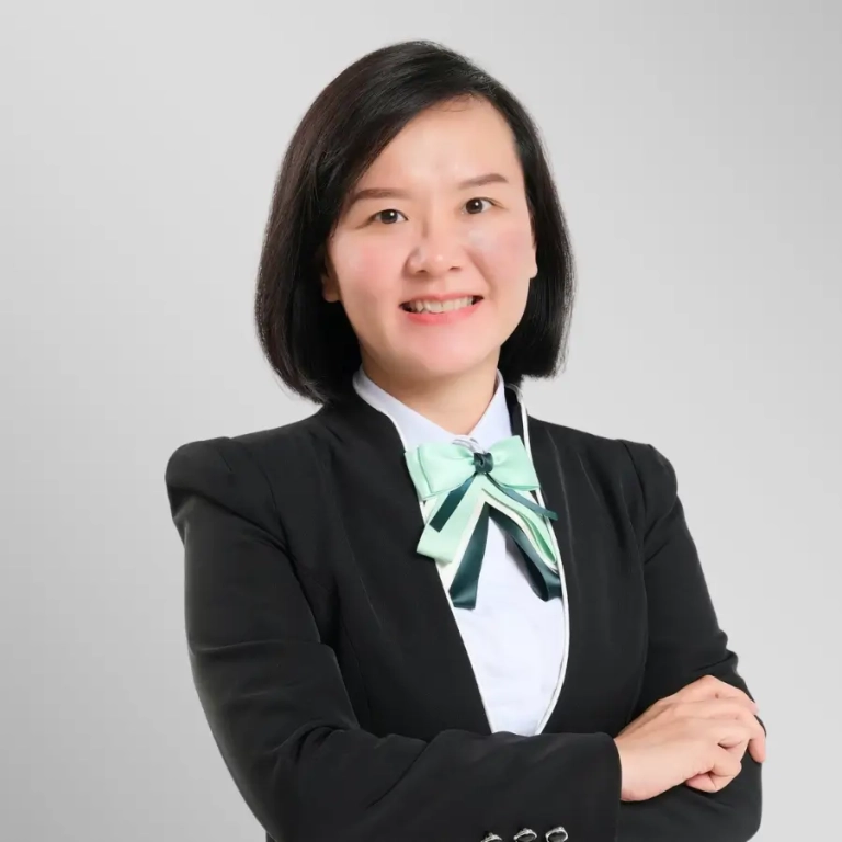 Tracy Cao Nova Global Visa Việt Nam